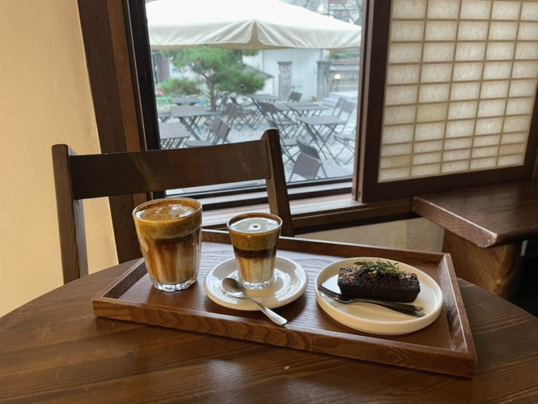라운지엑스에스프레소바 이미지