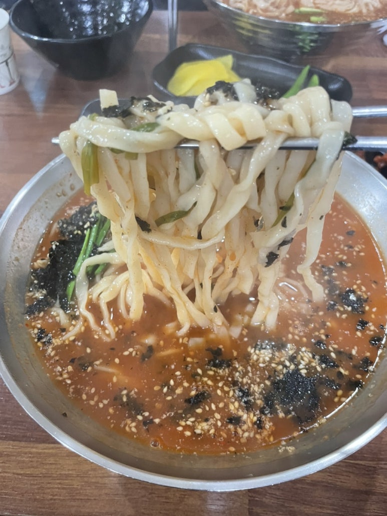 둥이네 칼국수 이미지