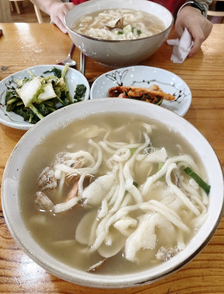 다래목해물손칼국수 이미지