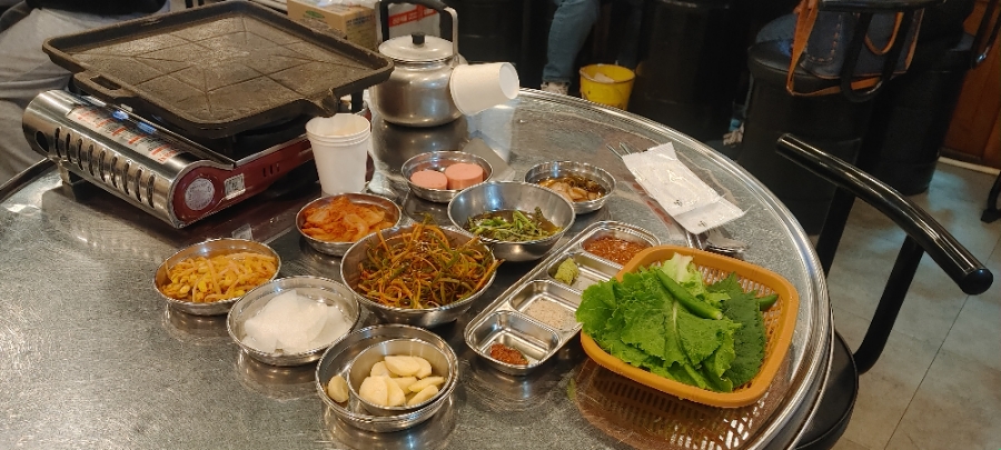 꿀꿀대포집 이미지