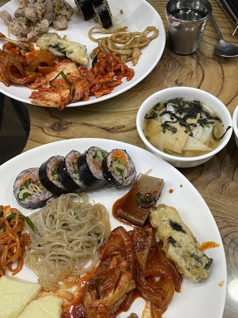 한식뷔페식도락 이미지