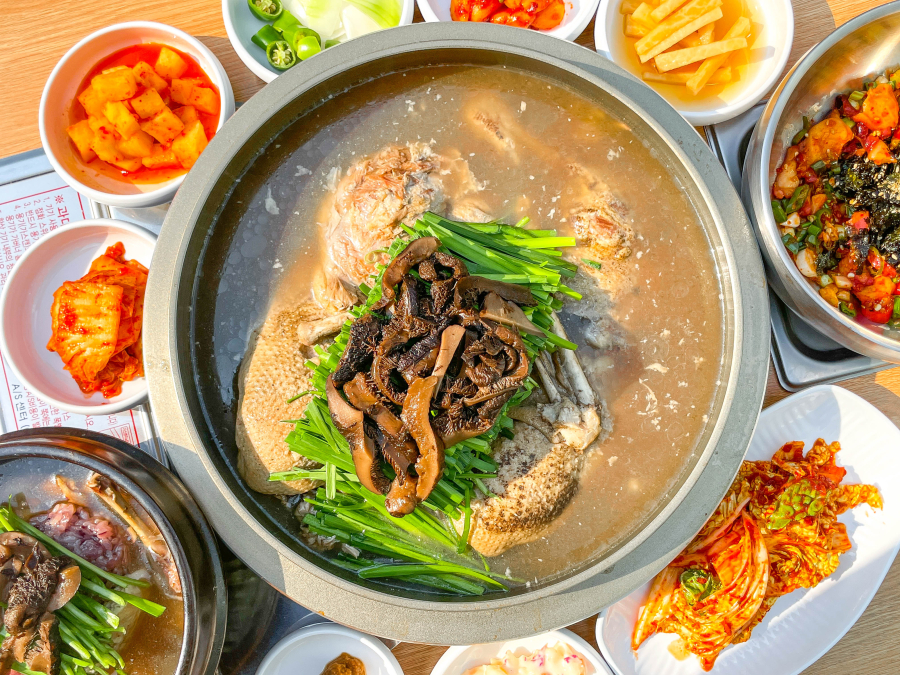 강남백숙삼계탕 이미지
