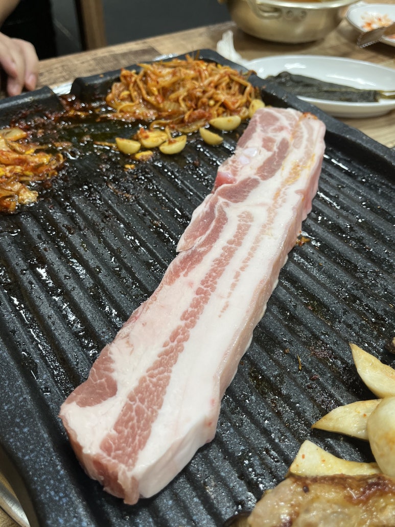 뚱띵이삼겹살 이미지