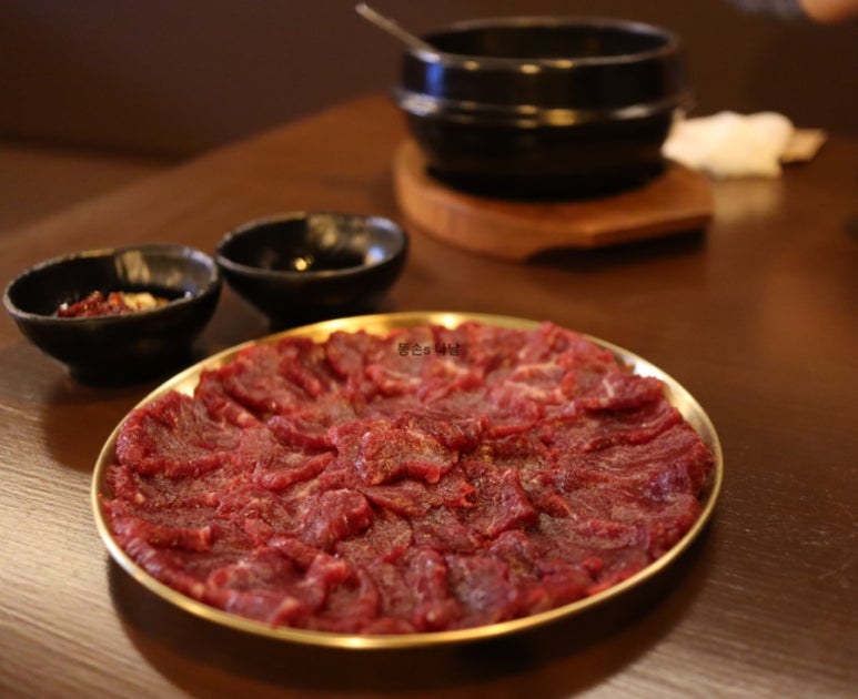 그날뭉티기 이미지