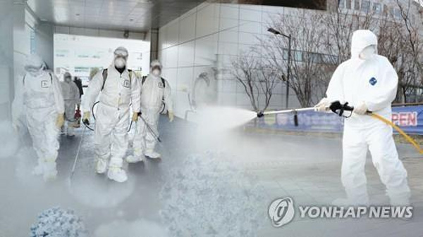청소하는남자 이미지