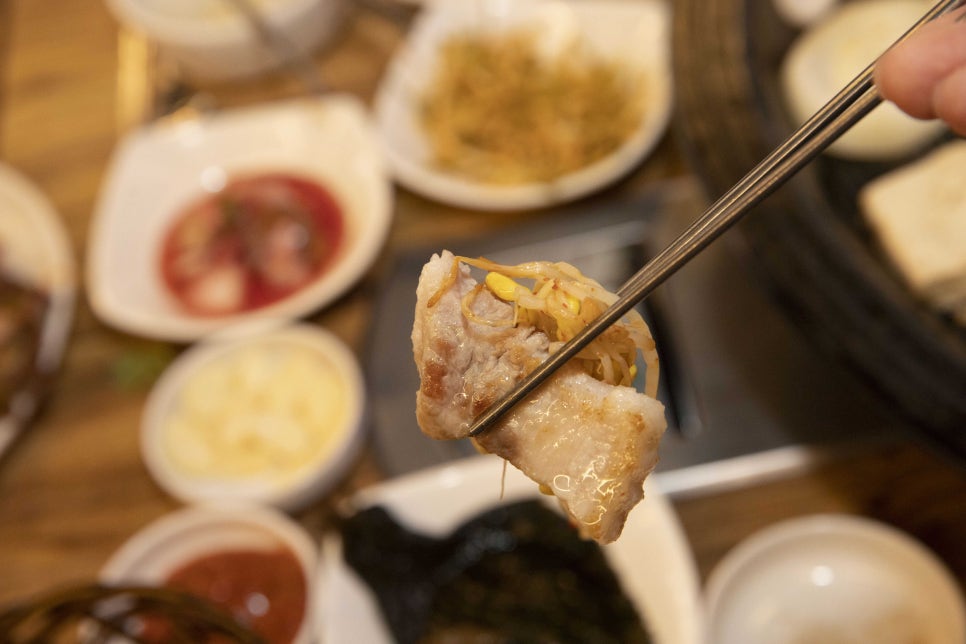 우리왕뚜껑생삼겹살 이미지