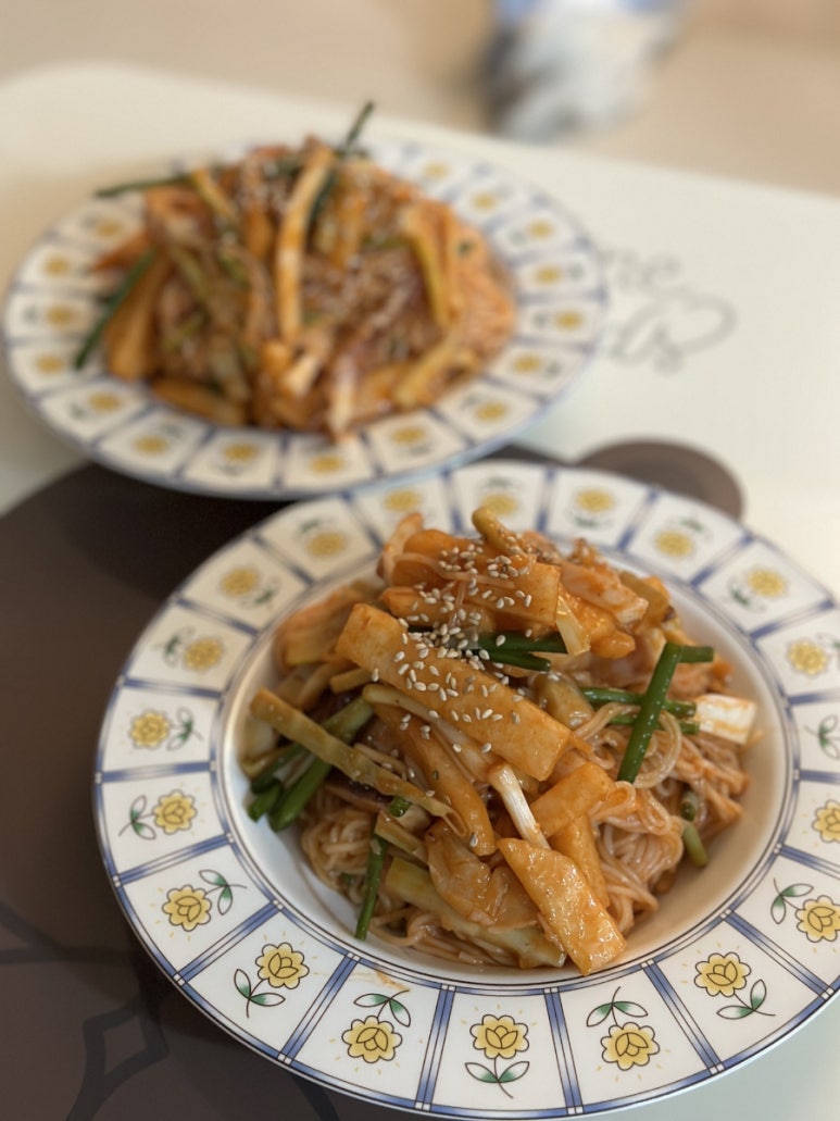 옹근밥 이미지