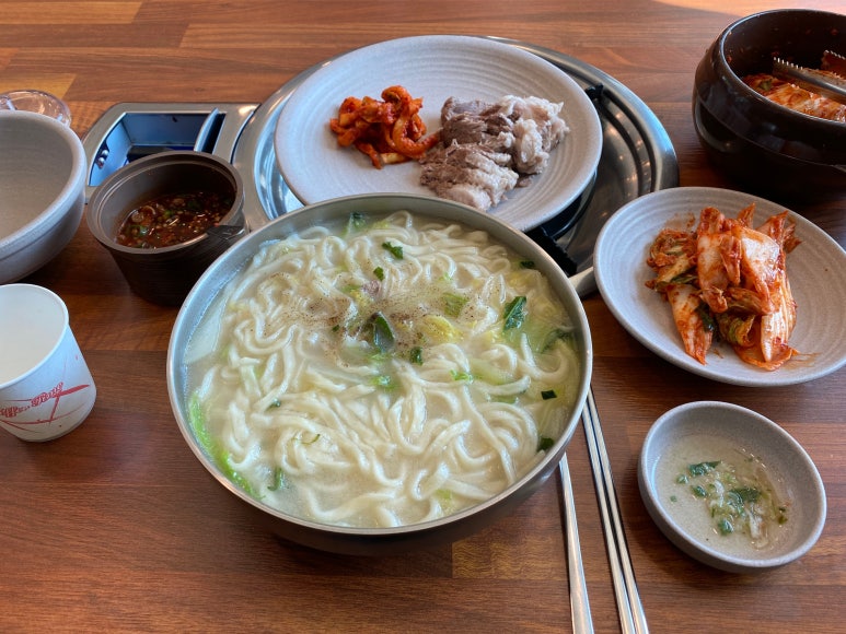 백합칼국수 & 보쌈 이미지