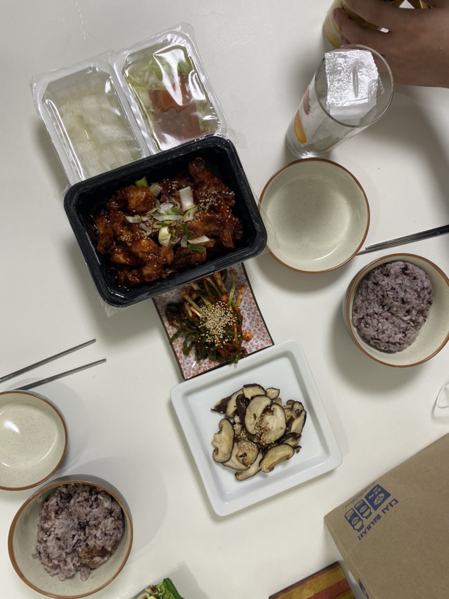 몽골리안닭숯불바베큐 이미지