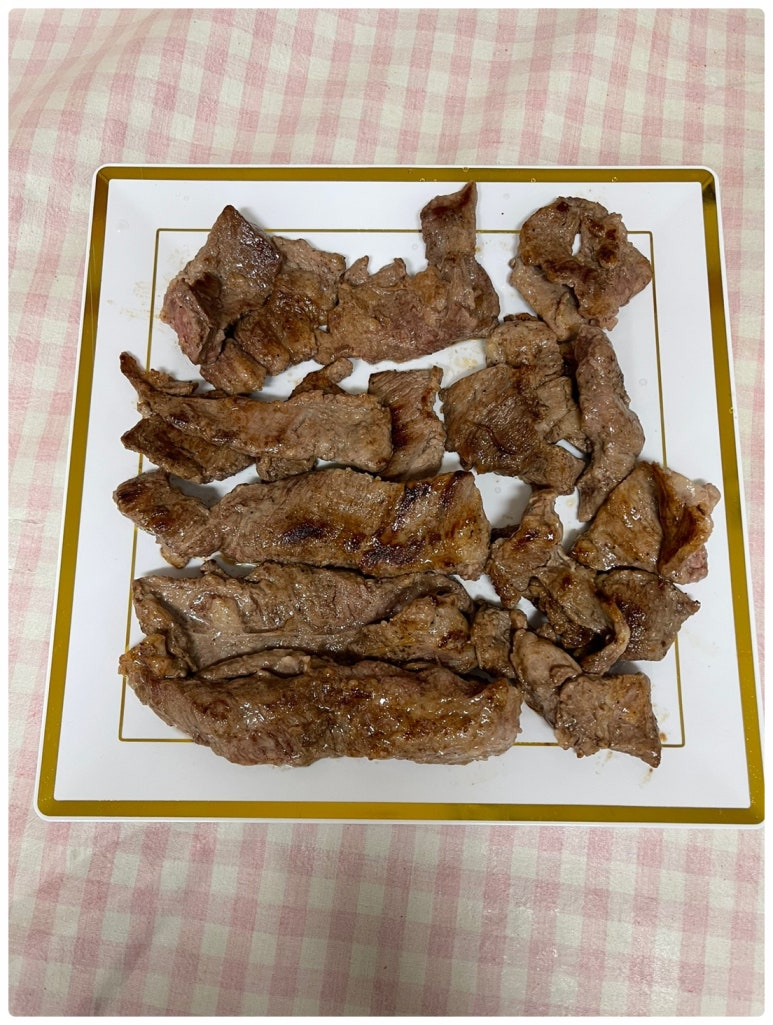 고기 품은 김치찜 이미지