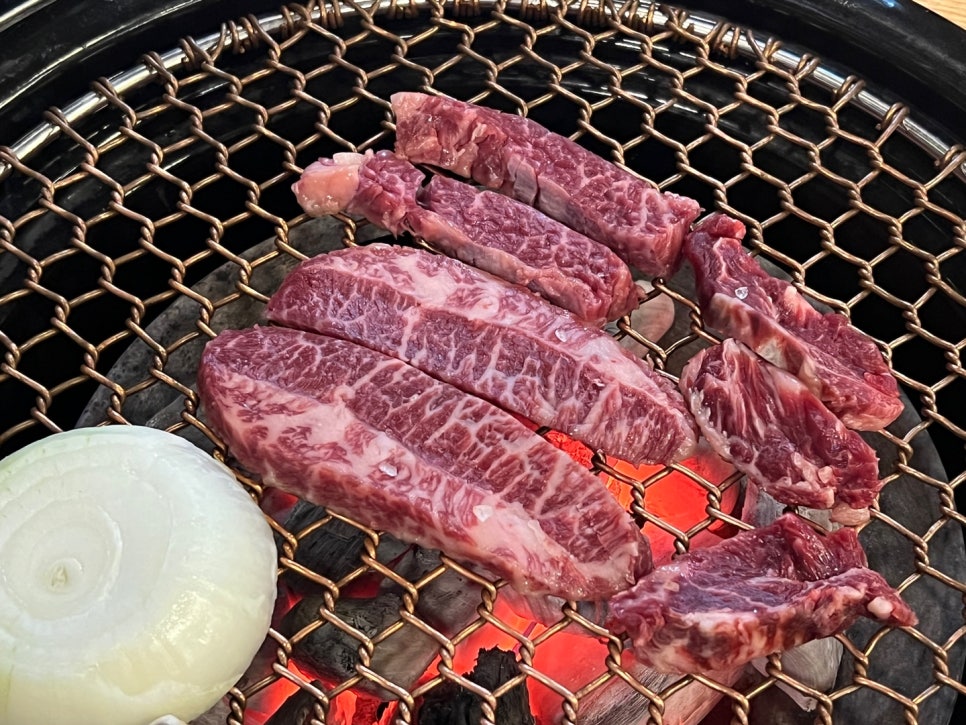 명품한우암소숯불 이미지