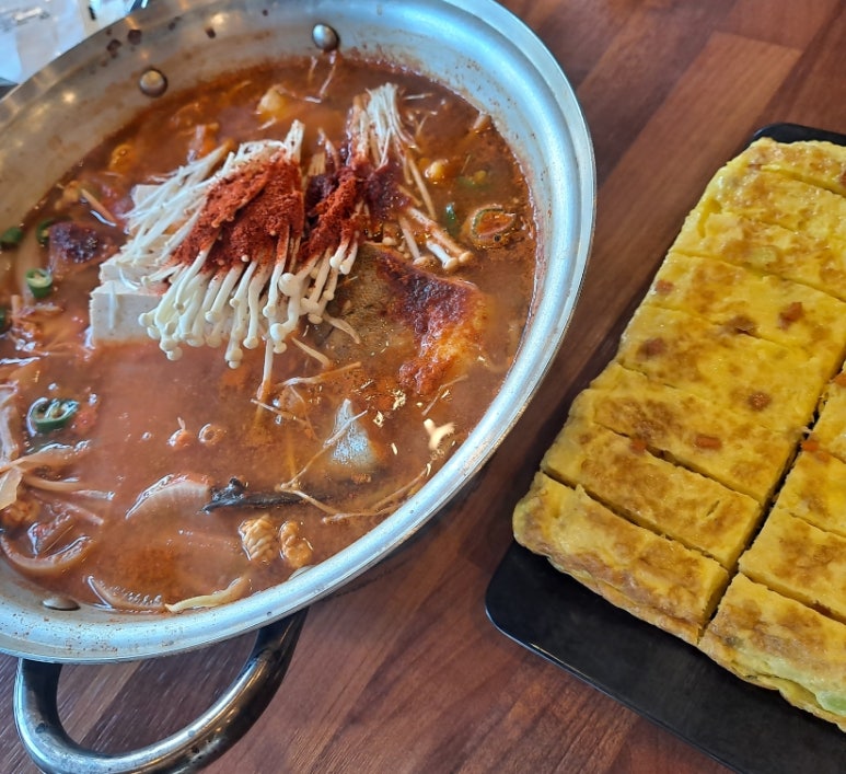 배부장찌개천안청당점 이미지