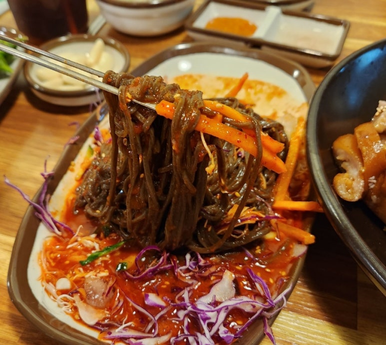 심청이왕족발 이미지
