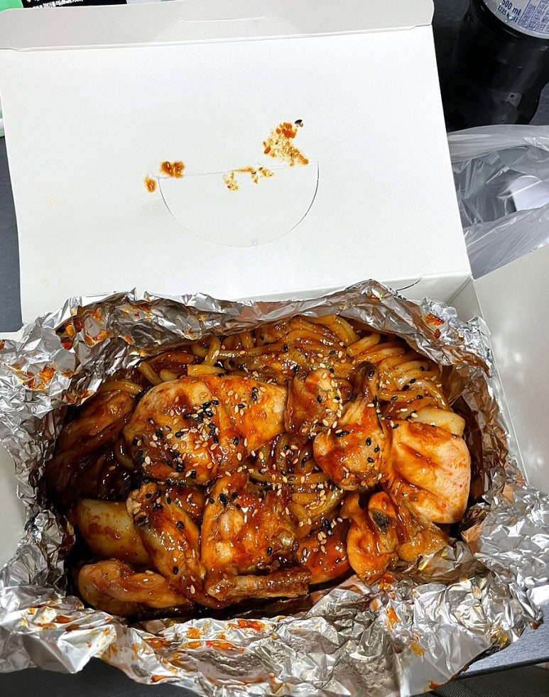 꾸브라꼬숯불두마리치킨진주 이미지
