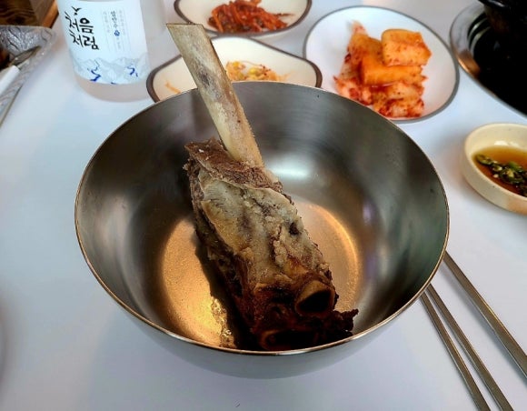 일능이약사갈비탕 이미지