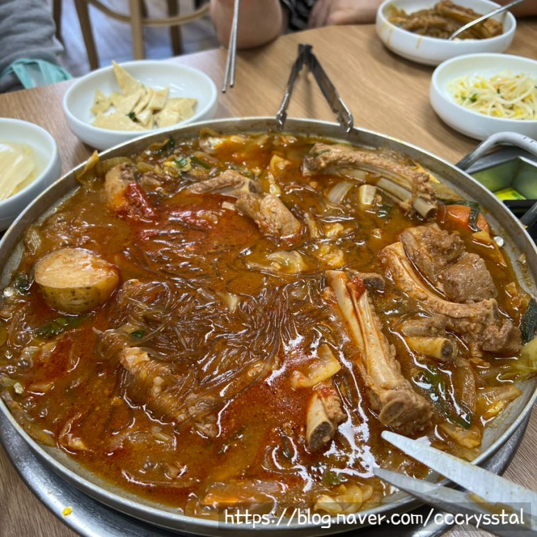 매운돼지등갈비찜 이미지