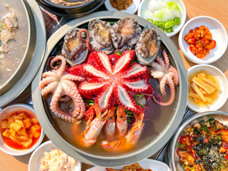 강남백숙삼계탕 이미지