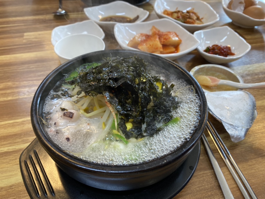 콩자루 콩나물국밥 이미지