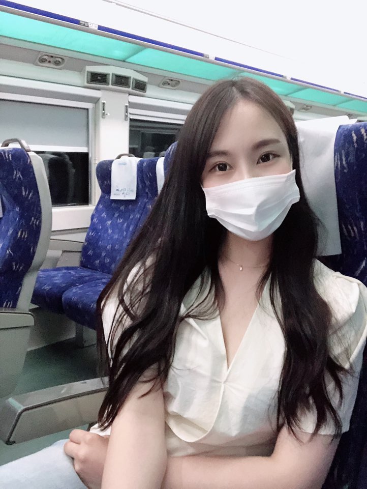 일박이일쓰리룸 이미지