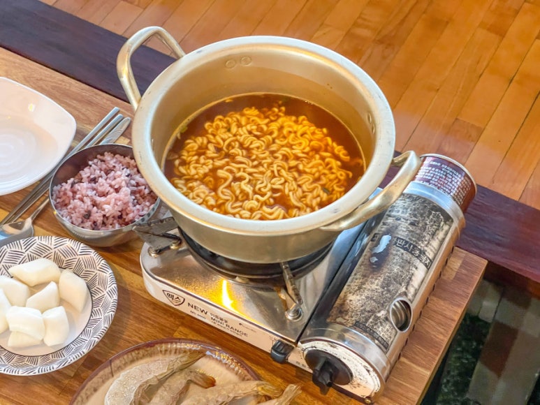 별빛식당 이미지