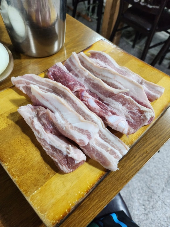5겹생고기 이미지