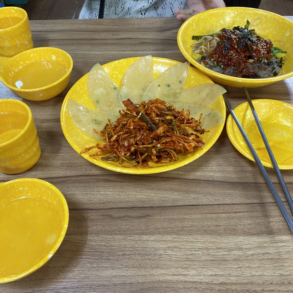 비빔잔치국수지짐이 이미지