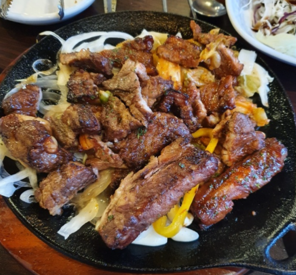 향은식당 이미지
