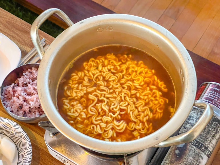 별빛식당 이미지