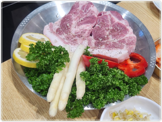 진안흑돼지농장 이미지