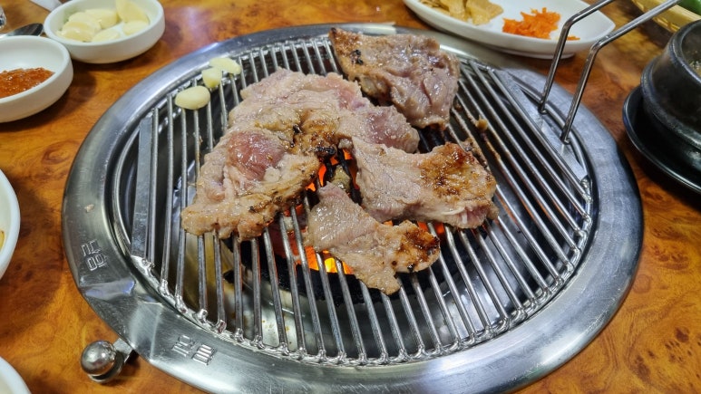 드럼통숯불갈비 이미지