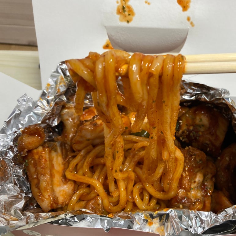꾸브라꼬 숯불두마리치킨 율량점 이미지