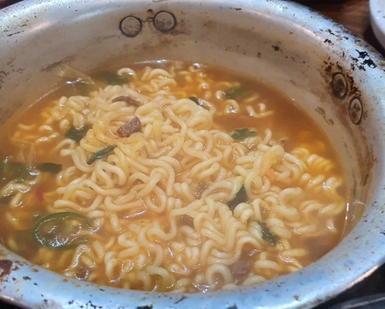 꼴통들의고깃집 이미지