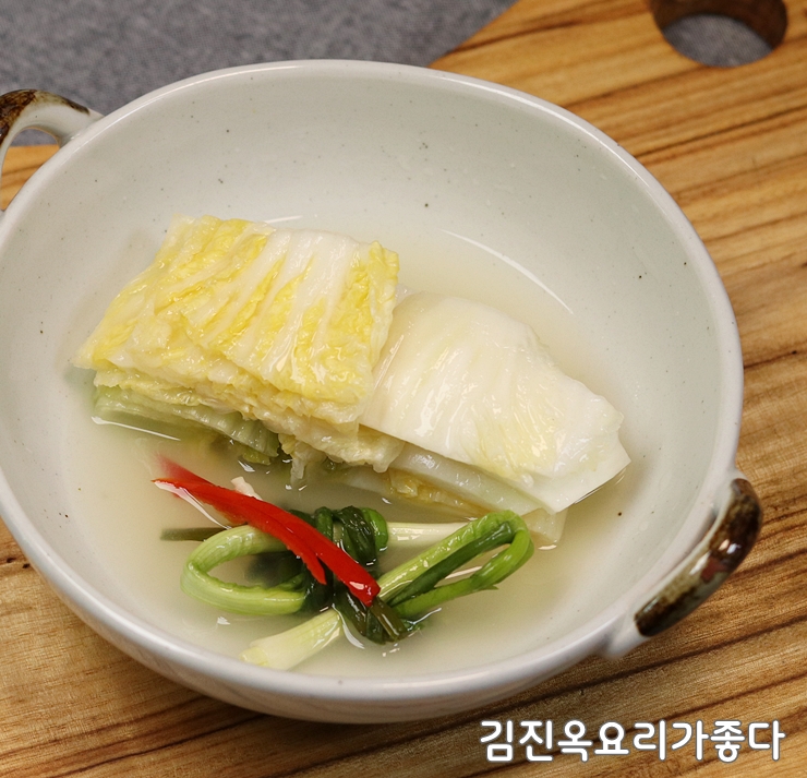 절임배추로 손쉽게 백김치 만드는 방법/백김치담그는법/배추물김치만드는법/김진옥요리가좋다/백김치레시피 : 네이버 블로그