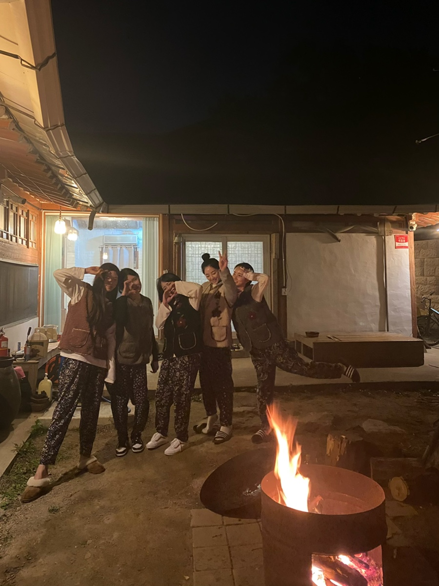 시골솥뚜껑삼겹살 이미지