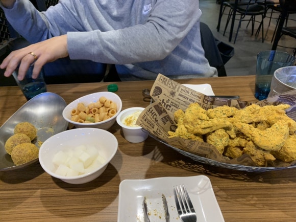 bhc광주학동점 이미지