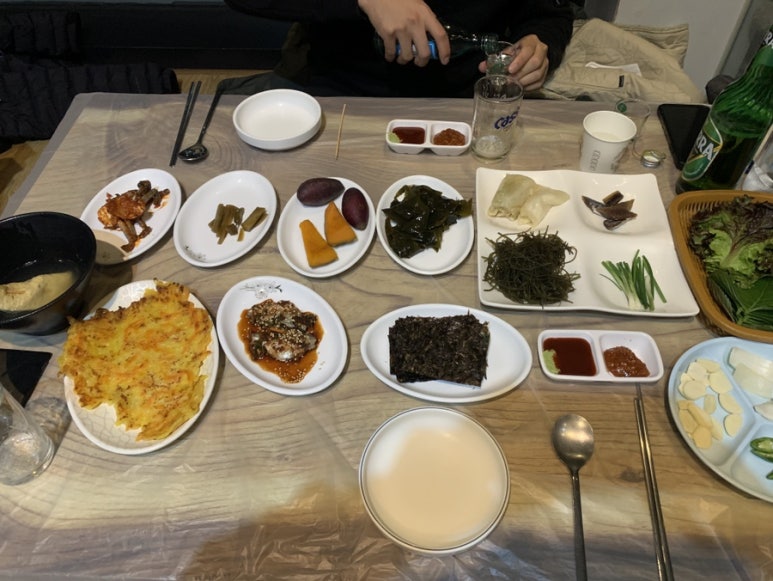 돌고래횟집 이미지