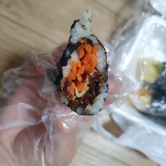 빠샥꼬리김밥 이미지