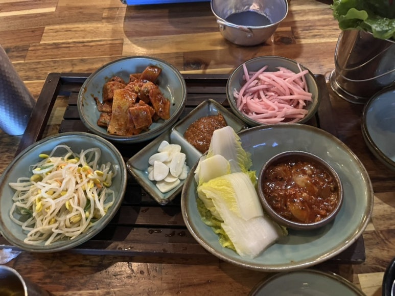 부엉이대패삼겹살 이미지
