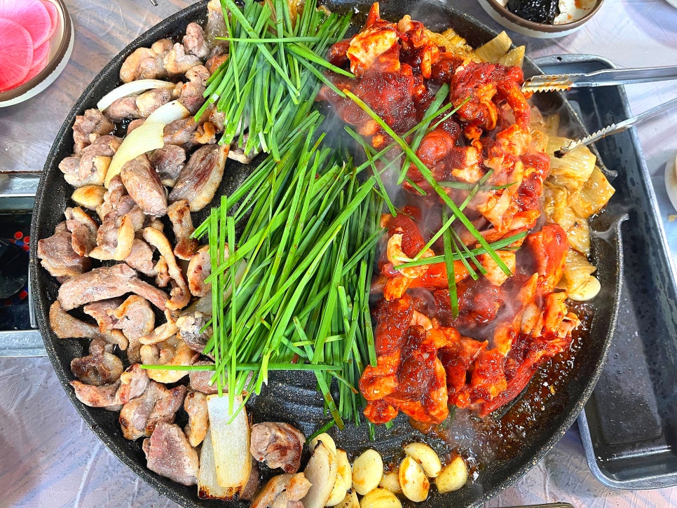 오리떼닭한마리 이미지