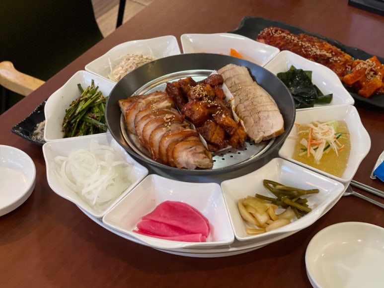 황칠족발 이미지