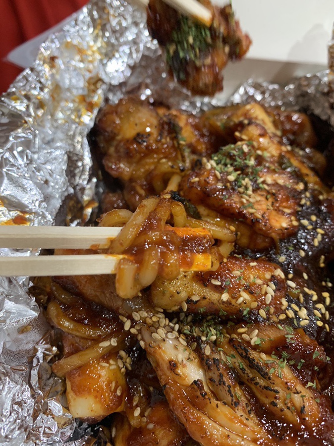 냠냠숯불두마리치킨경주점 이미지
