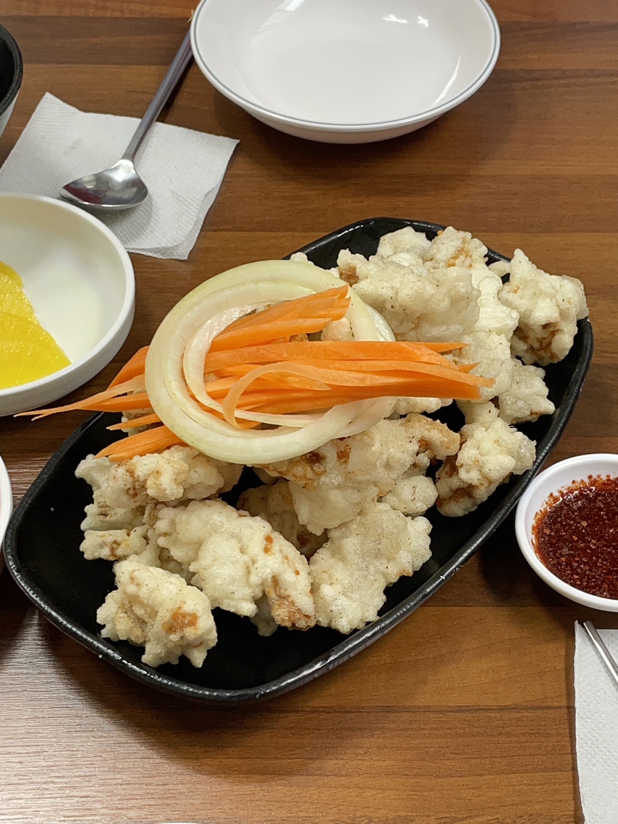 왕언니육칼밥 이미지