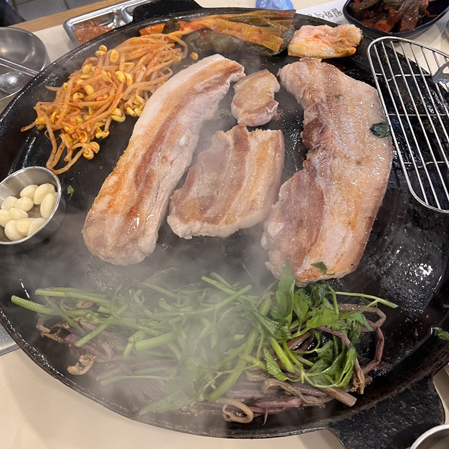 월화만두 이미지