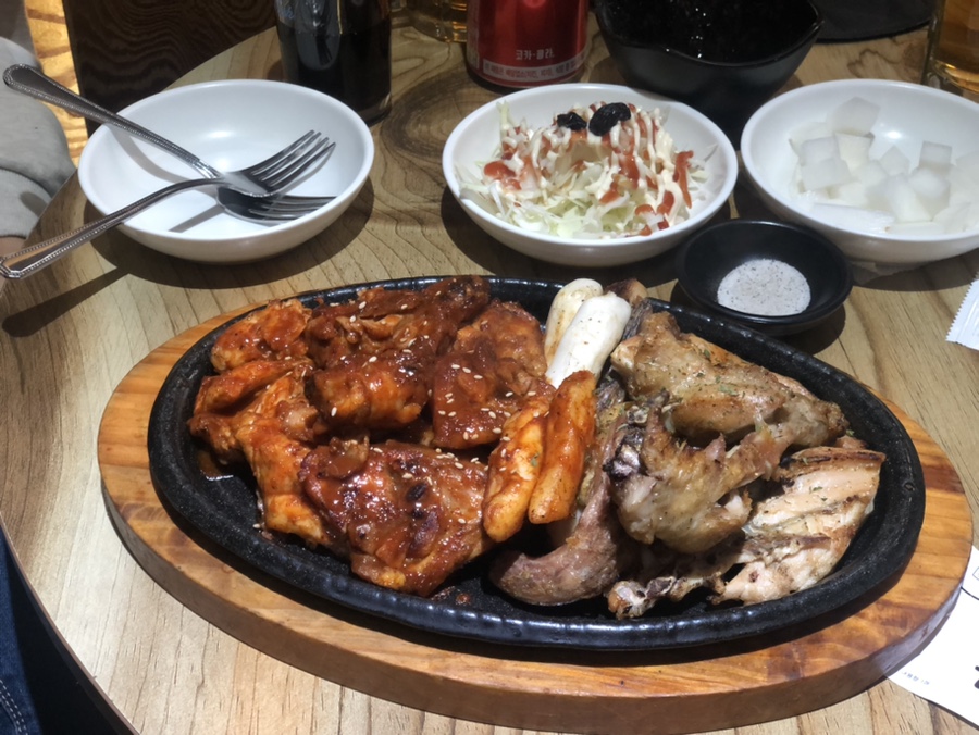 둥지숯불바베큐 이미지