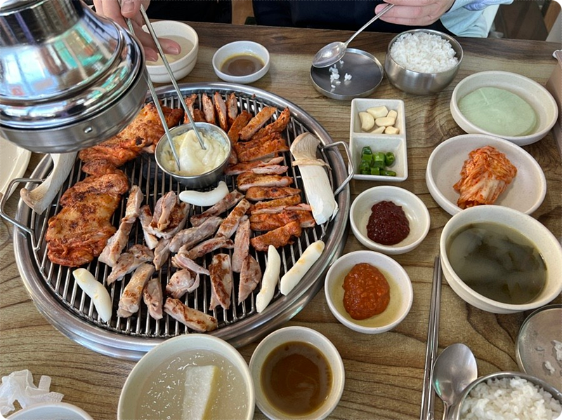 산촌식당 이미지
