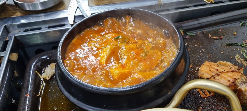 복순이암돼지 이미지
