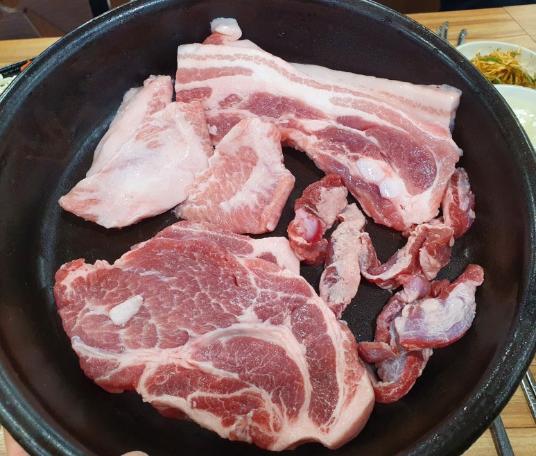 마루솥뚜껑와인삼겹살 이미지