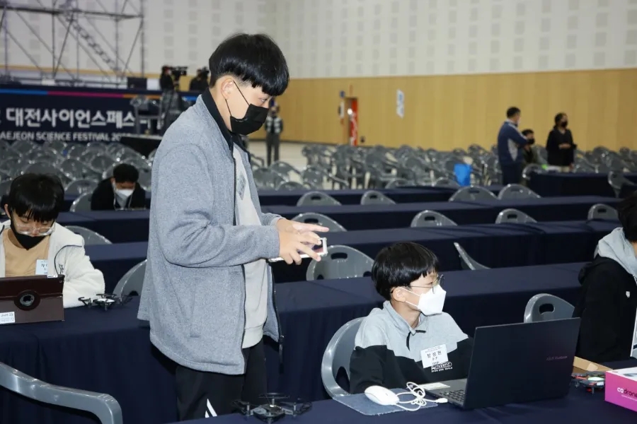 코딩플러스학원 이미지
