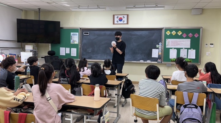 지한초등학교 이미지