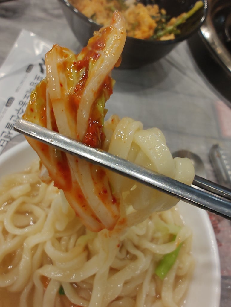 해물왕창손칼국수조개전골 이미지